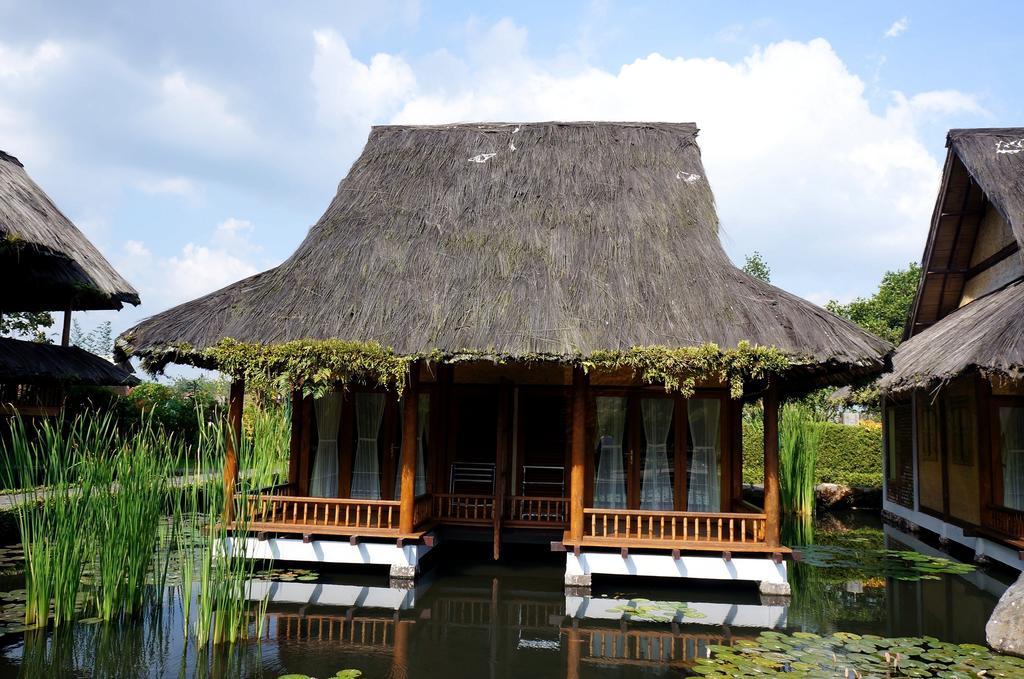 Kampung Sumber Alam Garut Hotel Luaran gambar